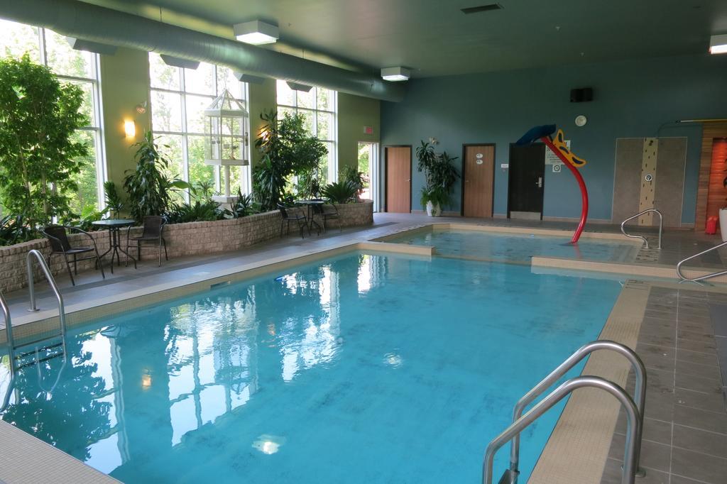 Days Inn By Wyndham Lévis Eksteriør bilde